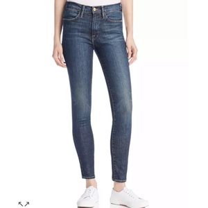 Frame Le High Skinny Jeans in Fleet Street